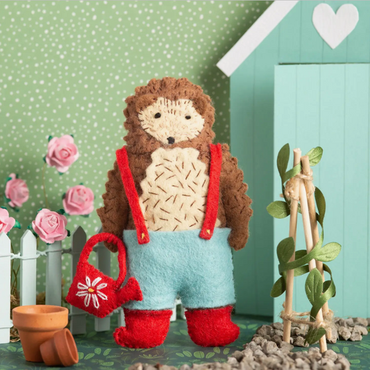 Mr Hedgehog Gardener Felt Craft Mini Kit