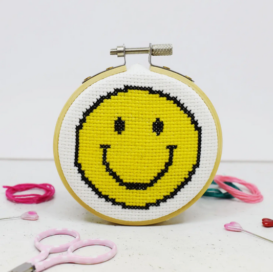 Smiley Mini 3 Inch Cross Stitch Craft Kit